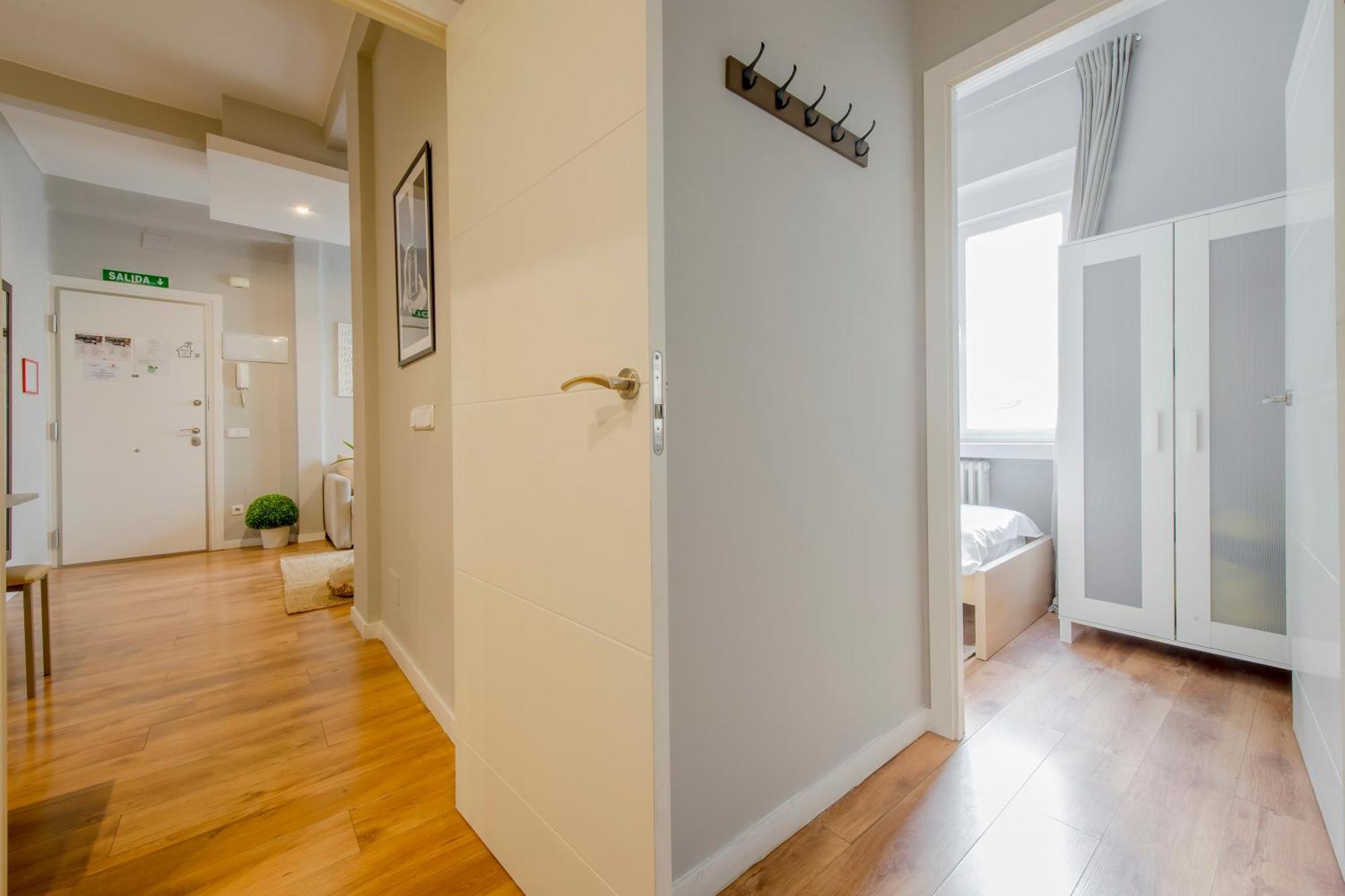 Excelente Piso De 3 Habitaciones En La Latina-Centro Madrid Exterior foto