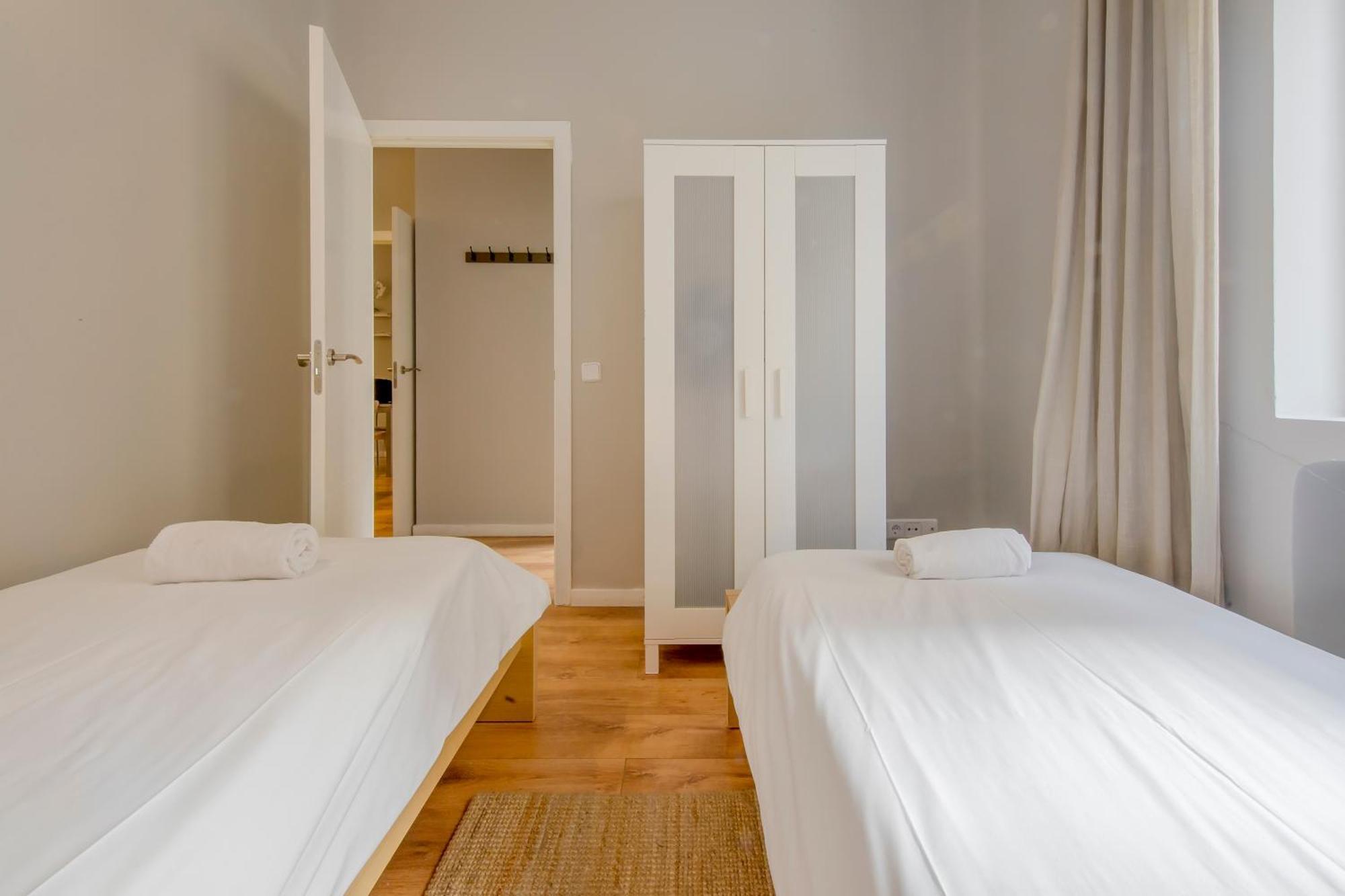 Excelente Piso De 3 Habitaciones En La Latina-Centro Madrid Exterior foto