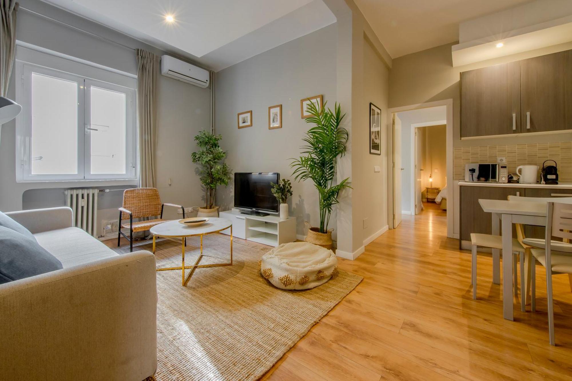 Excelente Piso De 3 Habitaciones En La Latina-Centro Madrid Exterior foto